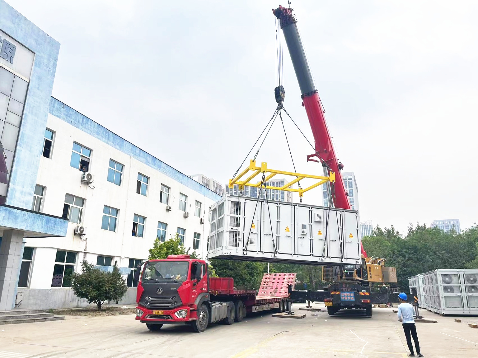 【践“三赢” 促发展】①践行“三赢”理念 赋能开云登陆入口创新——中船风帆承接商业储能集装箱项目